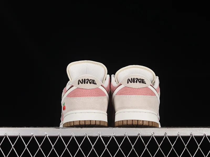 All categories Nk SB Dunk series Nk SB Dunk Low low-top sneakers Nk SB Dunk Low "85" cherry pink SB low-top sports and leisure sneakers DO9457-121